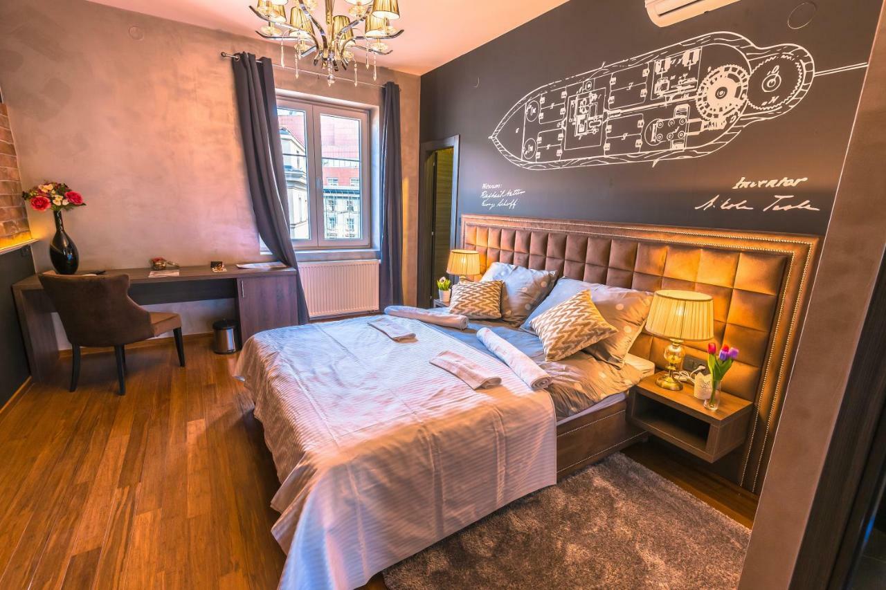Seven Stories Rooms, 4th Floor, No Elevator Guest house 4*