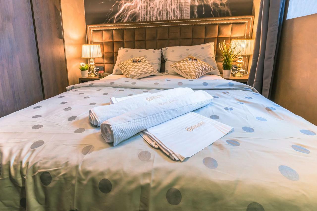 Seven Stories Rooms, 4th Floor, No Elevator Guest house 4*